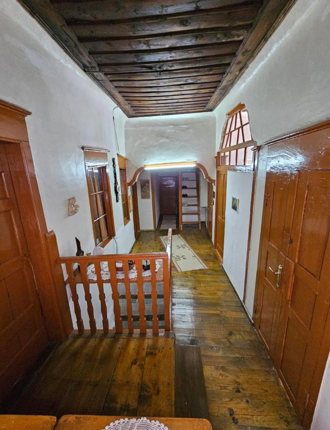 Guest House Panorama Berat Exteriér fotografie