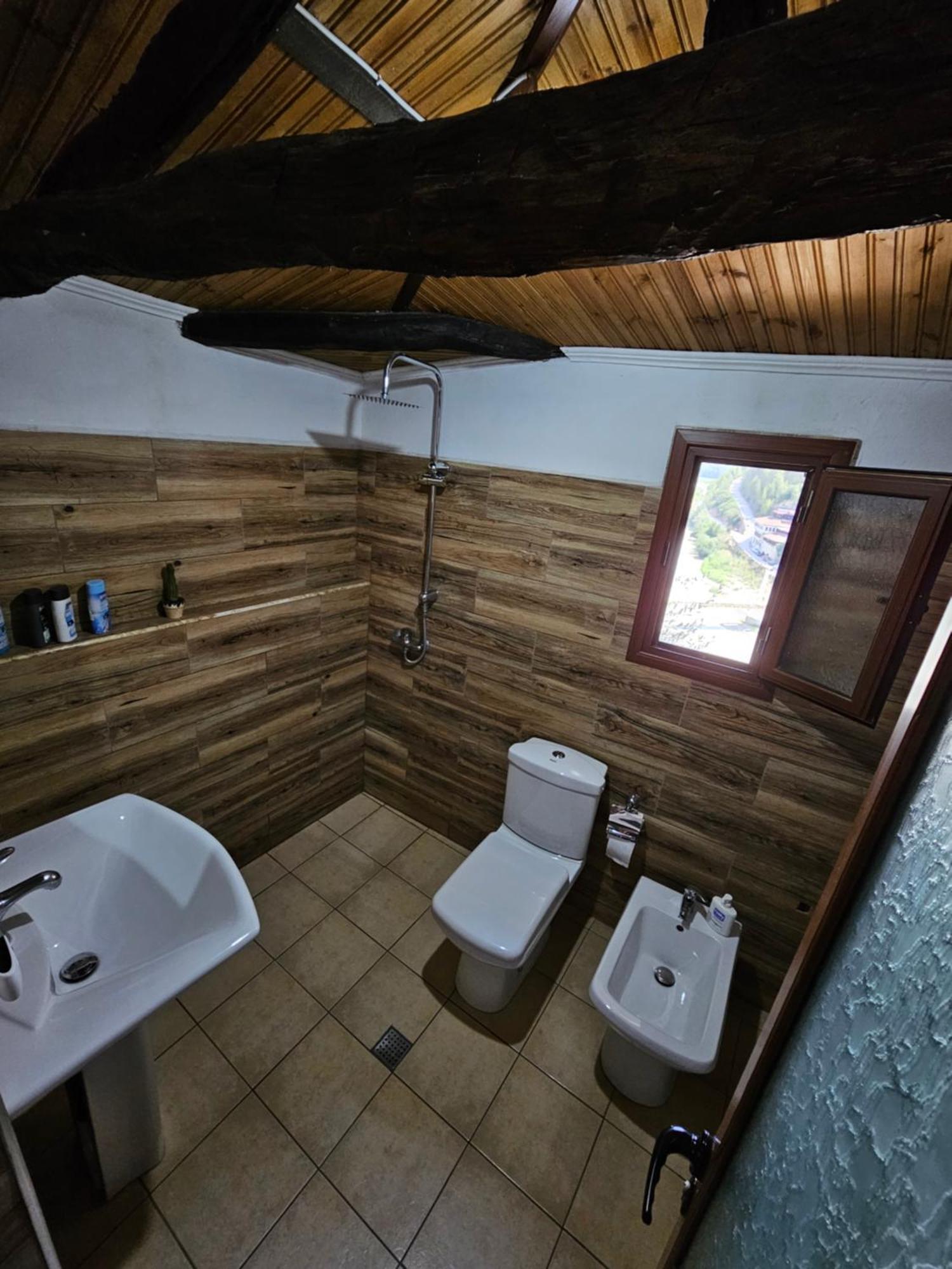 Guest House Panorama Berat Exteriér fotografie