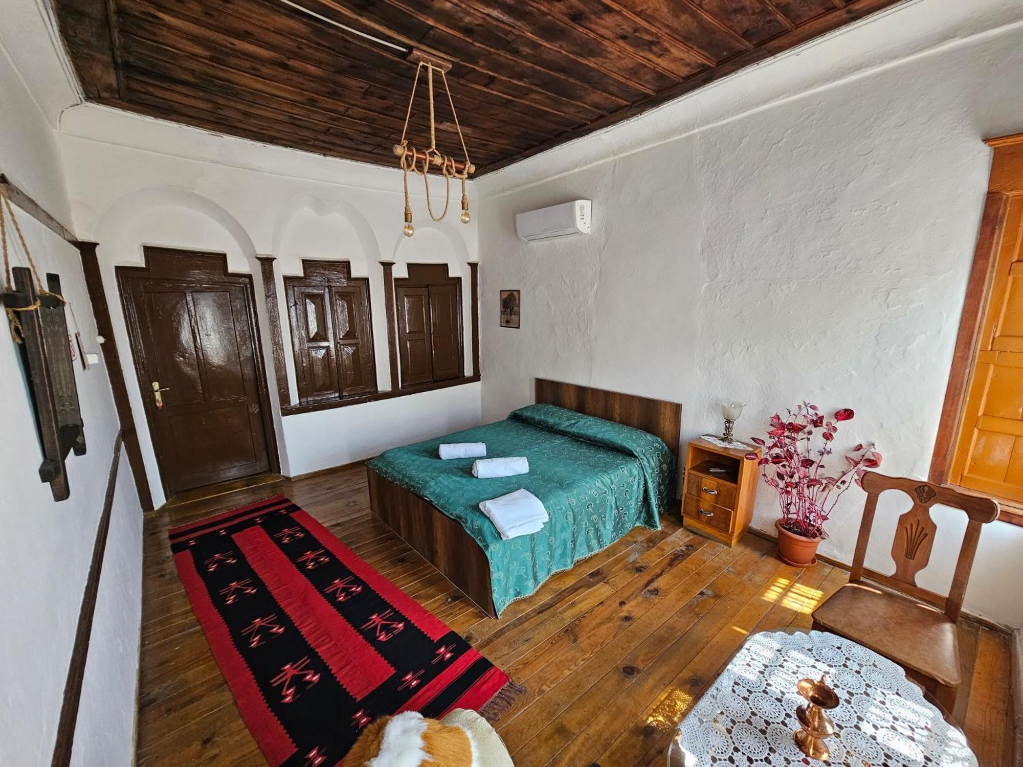 Guest House Panorama Berat Exteriér fotografie