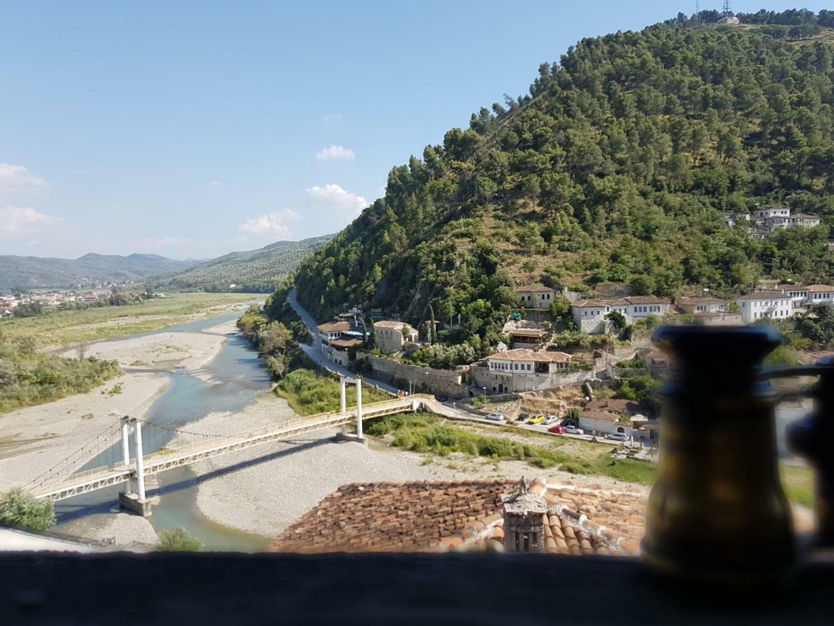 Guest House Panorama Berat Exteriér fotografie